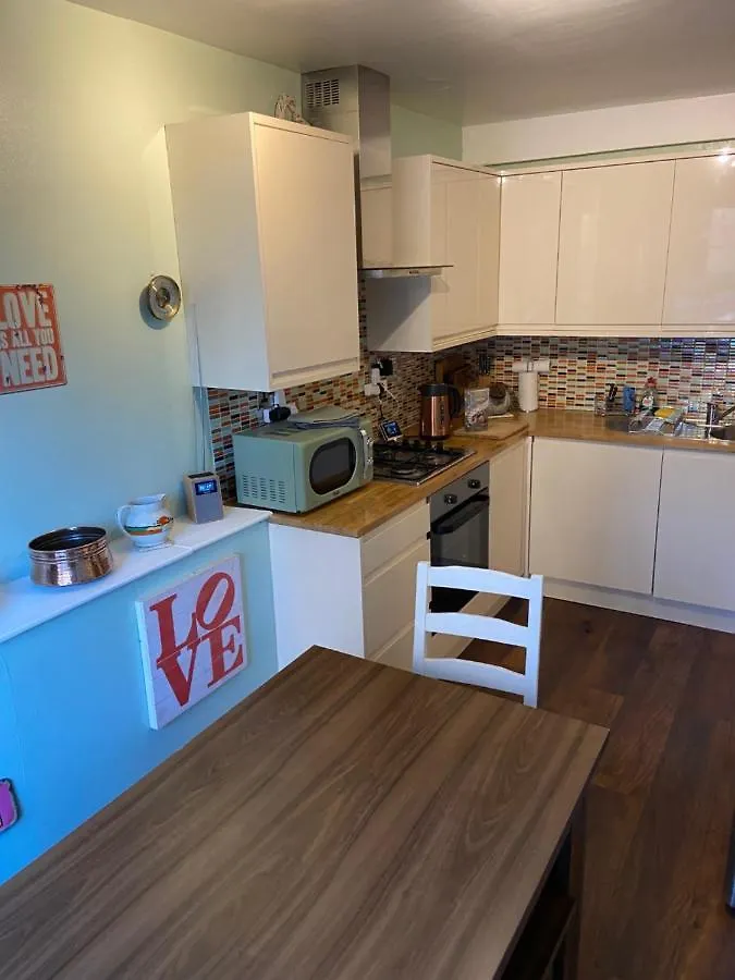 Great Rooms In An Uber Cool Flat! London Bridge Appartement